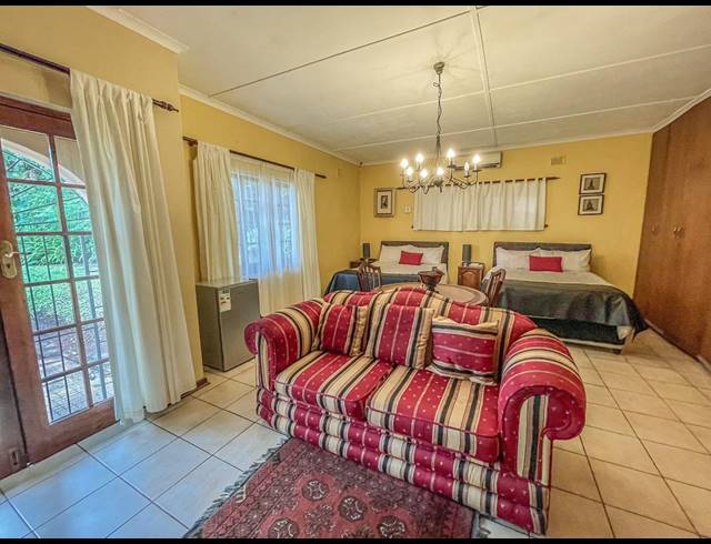 10 BEDROOM HOUSE FOR SALE IN PANORAMA